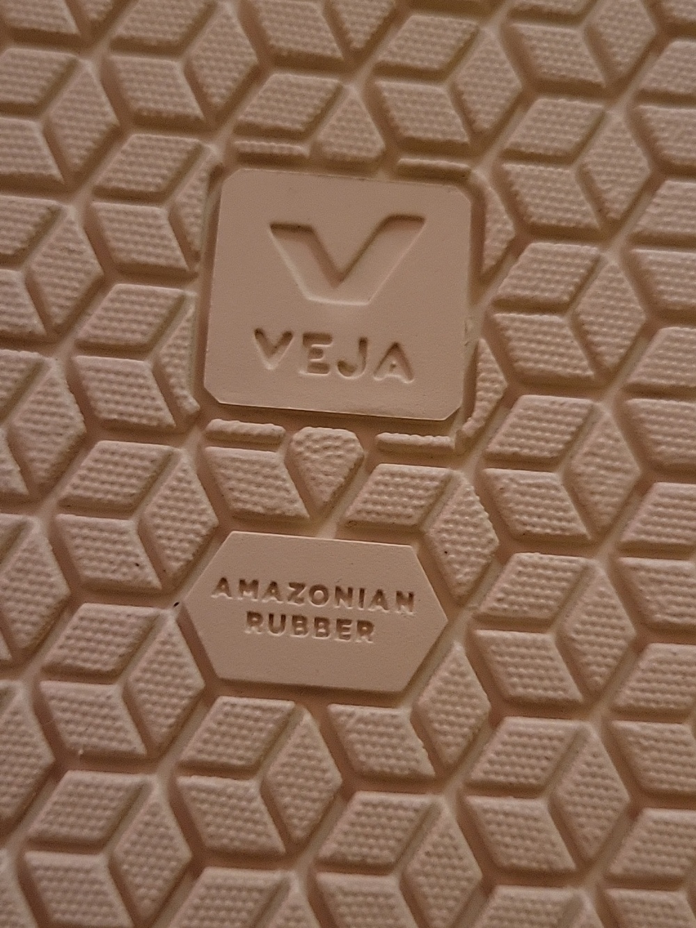 Veja From GOOP, Amazonian Rubber Sole Off-white Sneakers. Brand New - Picture 7 of 7